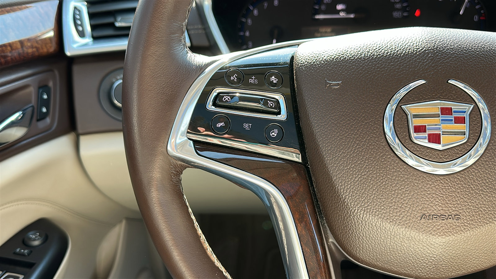 Used 2016 Cadillac SRX Performance w/ Driver Awareness Package image 17