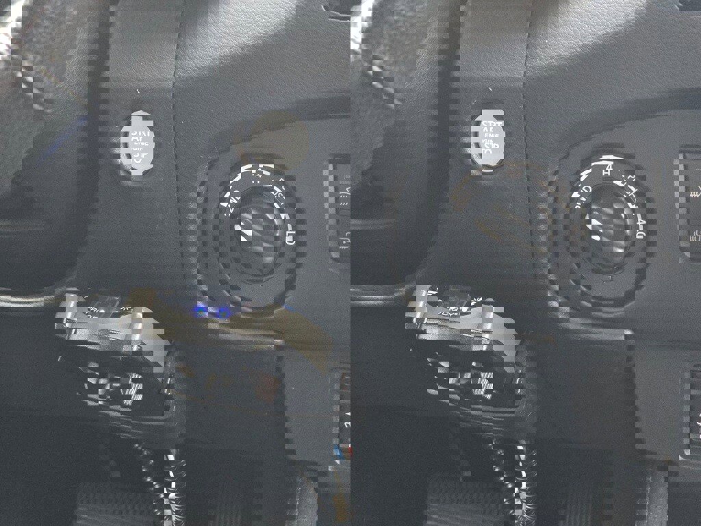 Used 2022 Nissan Frontier PRO-4X w/ Pro-4X Premium Package image 17