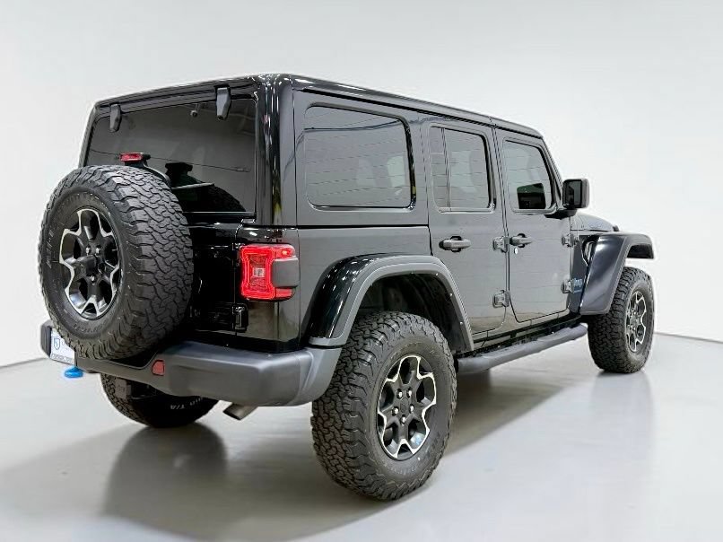 Used 2023 Jeep Wrangler Unlimited Rubicon 4xe w/ Steel Bumper Group AWD/4WD image 17