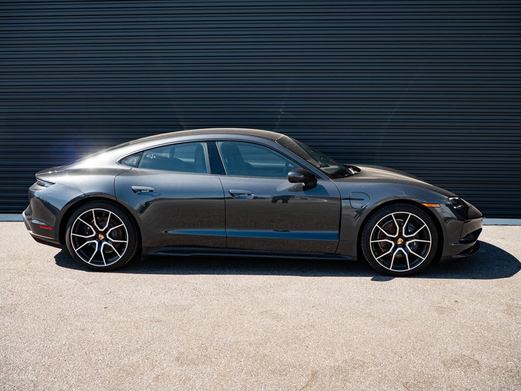Certified 2025 Porsche Taycan AWD/4WD image 28