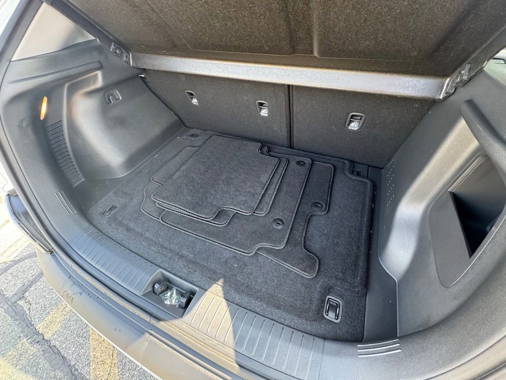 Used 2023 Hyundai Kona SEL w/ Cargo Package image 34