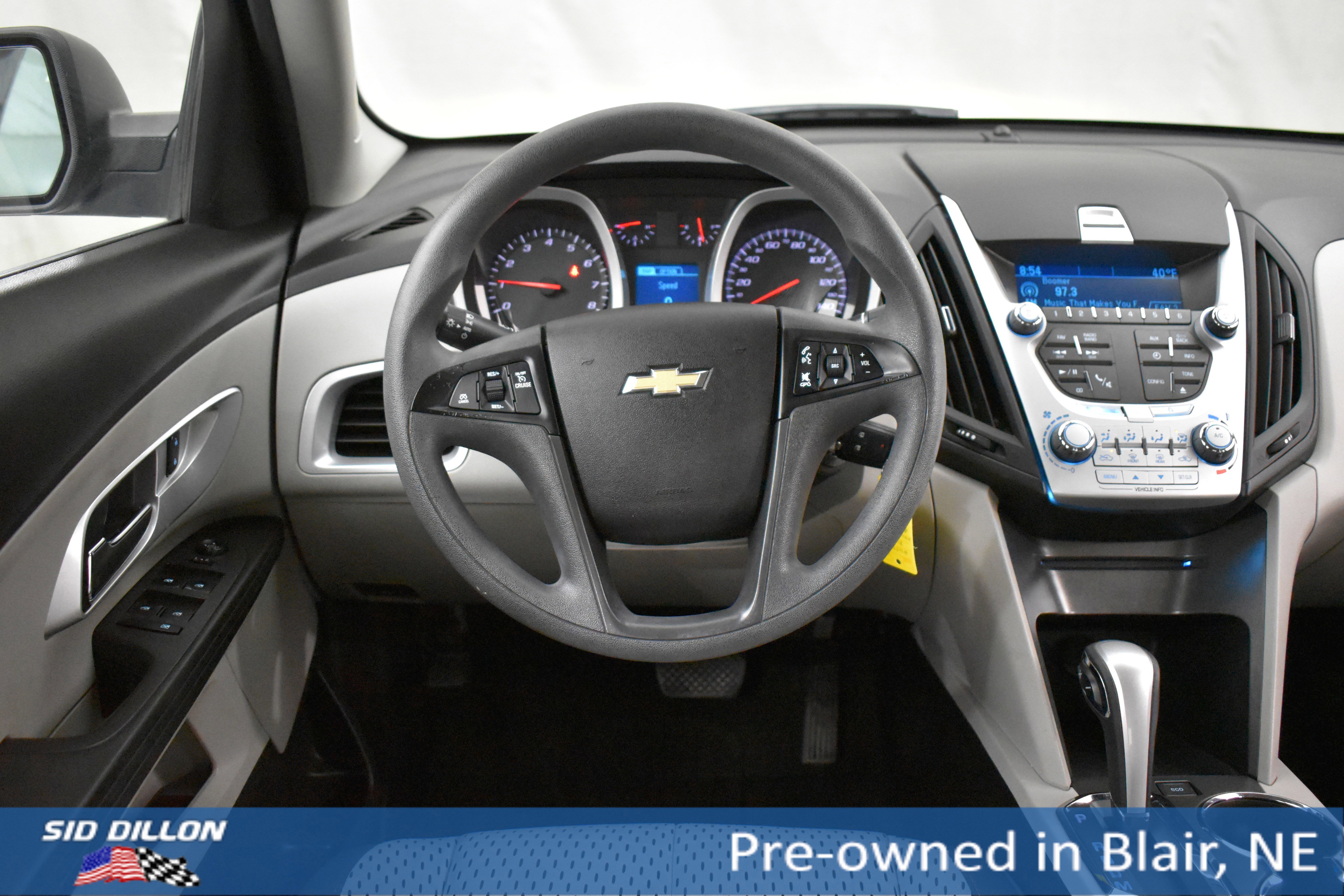 Used 2015 Chevrolet Equinox LS image 2