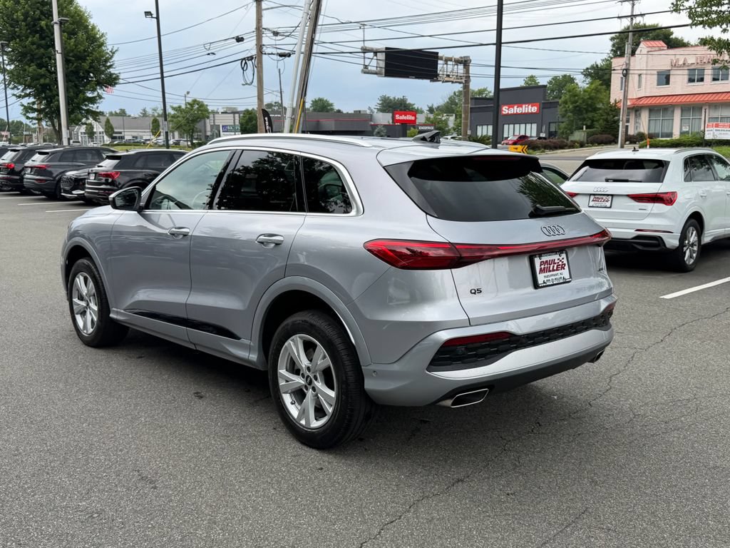 Used 2025 Audi Q5 Premium w/ Convenience Package AWD/4WD image 4