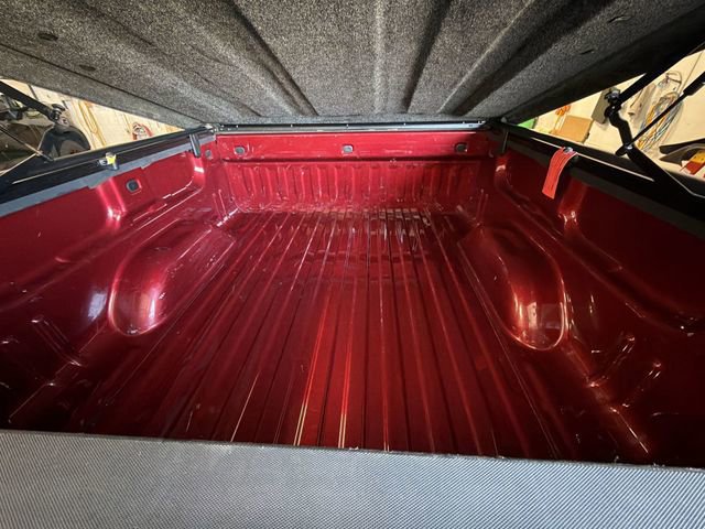 Used 2018 GMC Sierra 1500 SLT w/ SLT Premium Package AWD/4WD image 28