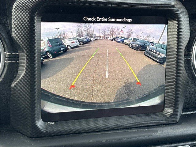 Used 2019 Jeep Wrangler Unlimited Sahara image 20