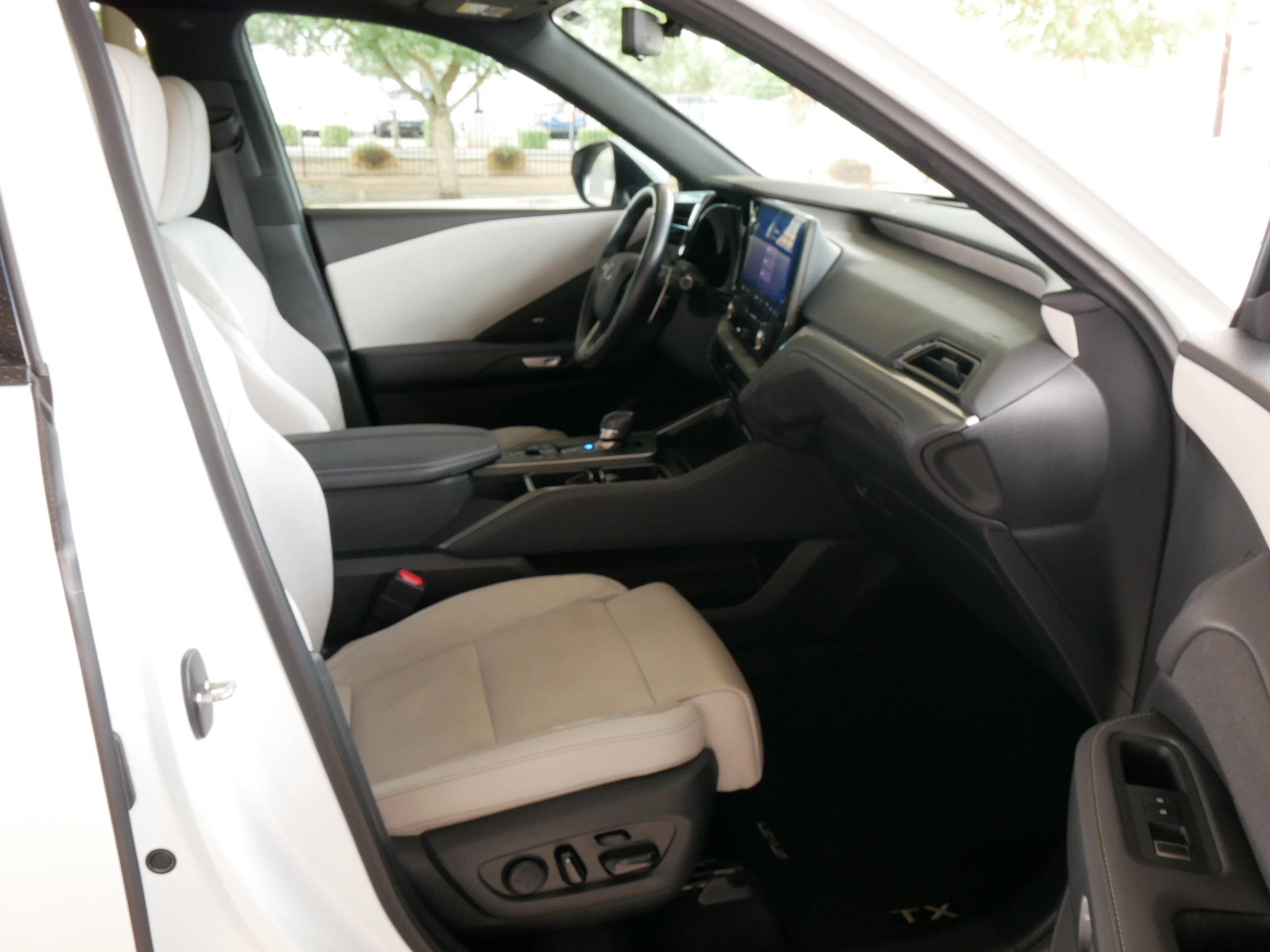 Used 2024 Lexus TX 350 AWD w/ Technology Package image 10