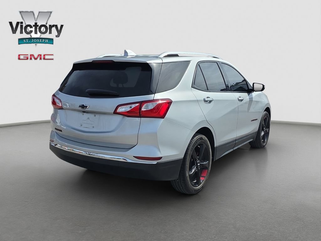 Used 2021 Chevrolet Equinox Premier w/ Redline Edition image 16
