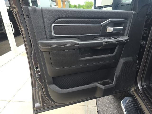 Certified 2025 RAM 2500 Big Horn AWD/4WD image 10