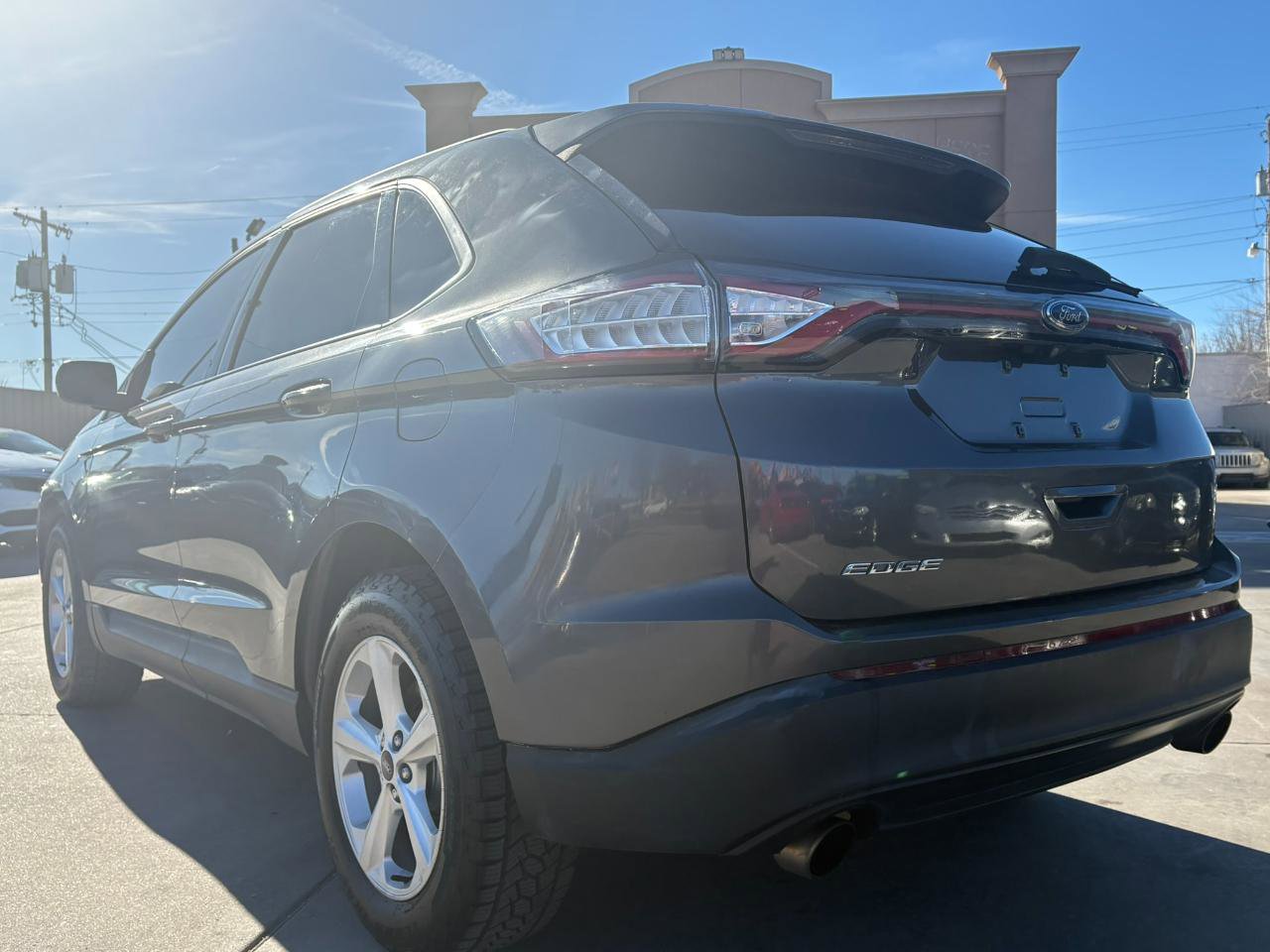 Used 2016 Ford Edge SE FWD image 6