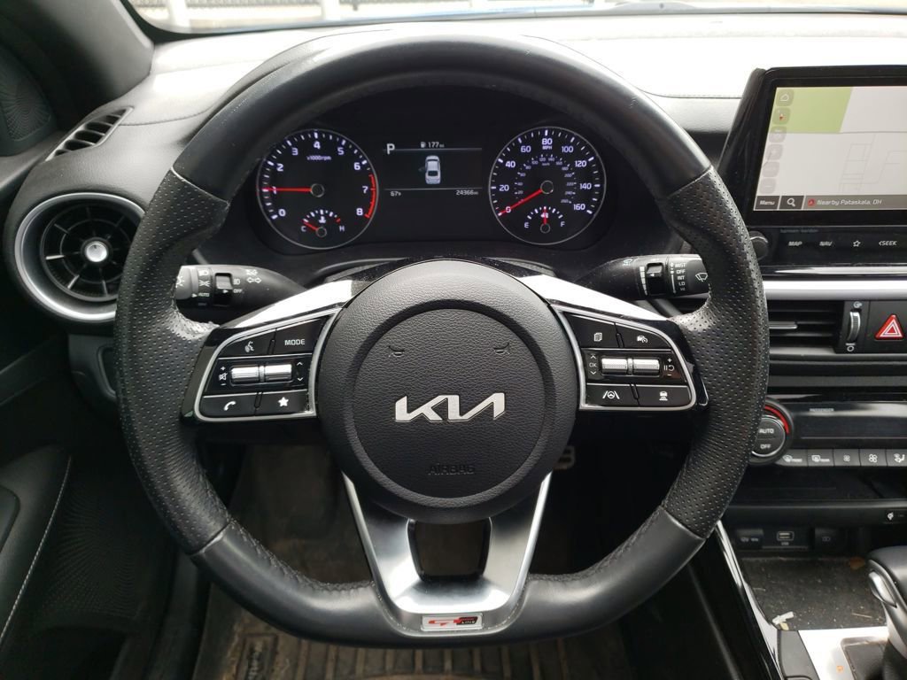 Used 2023 Kia Forte GT-Line w/ GT-Line Premium Package image 11