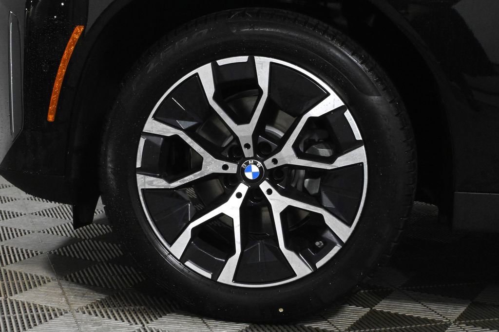 Used 2026 BMW X3 xDrive30 w/ Premium Package image 12