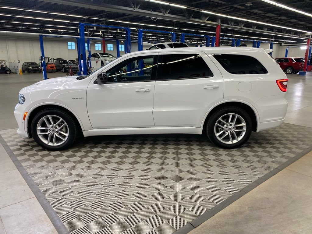 Used 2024 Dodge Durango R/T RWD image 10