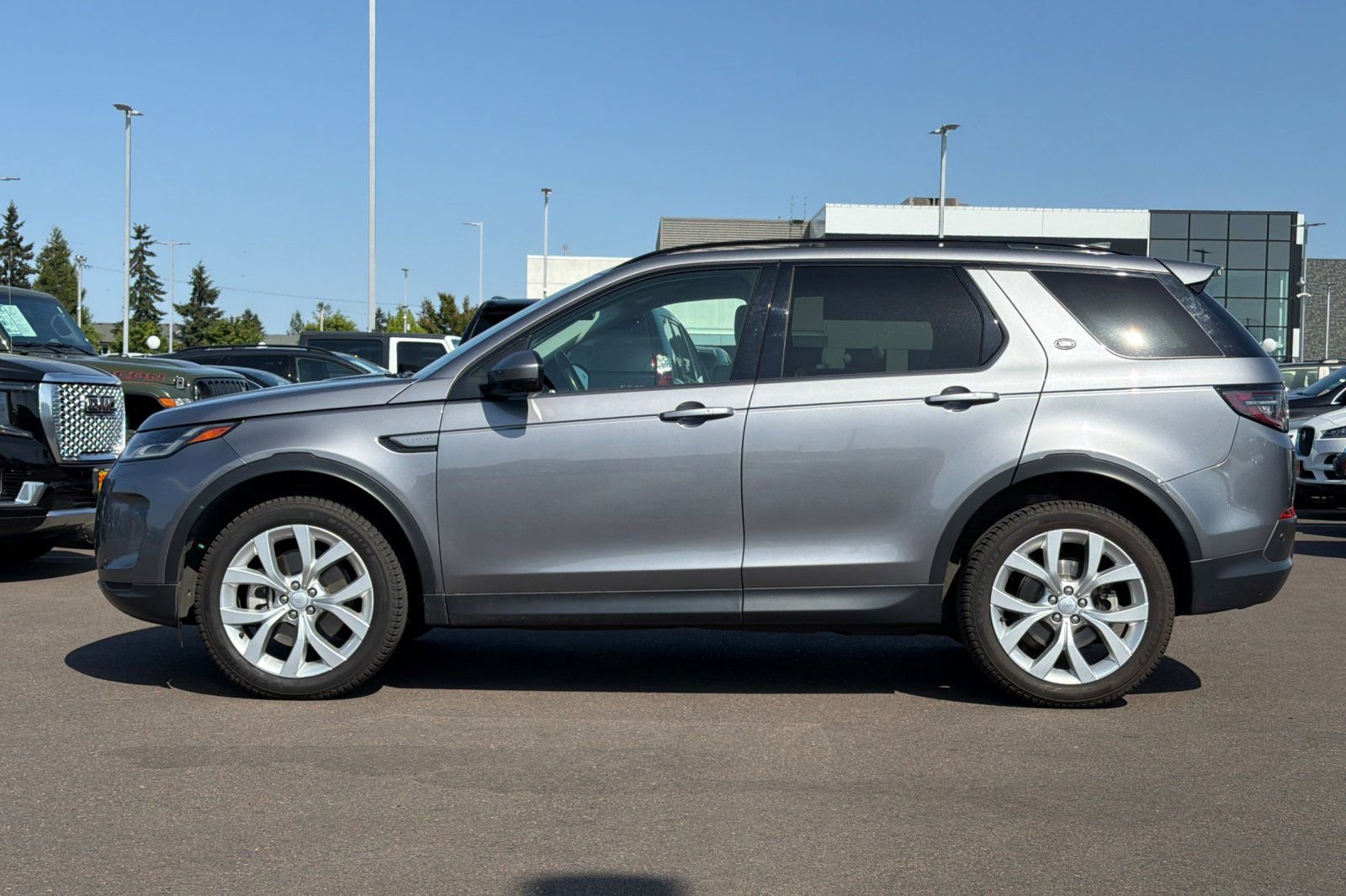 Used 2022 Land Rover Discovery Sport SE AWD/4WD image 7