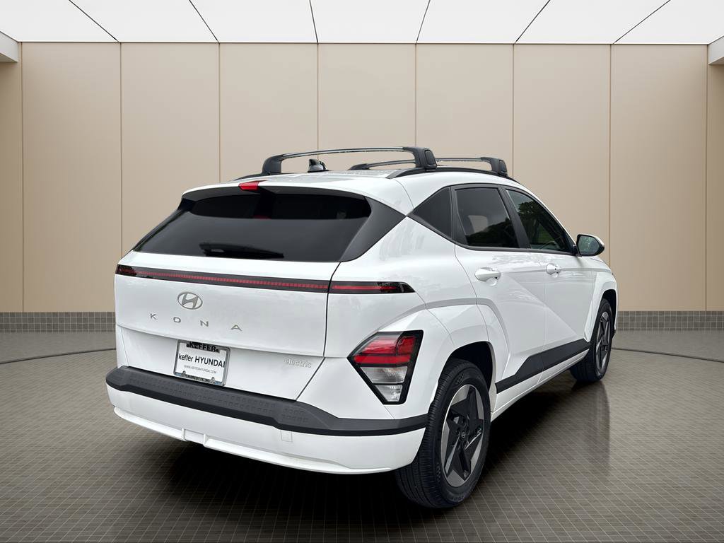 Certified 2024 Hyundai Kona SEL FWD image 5