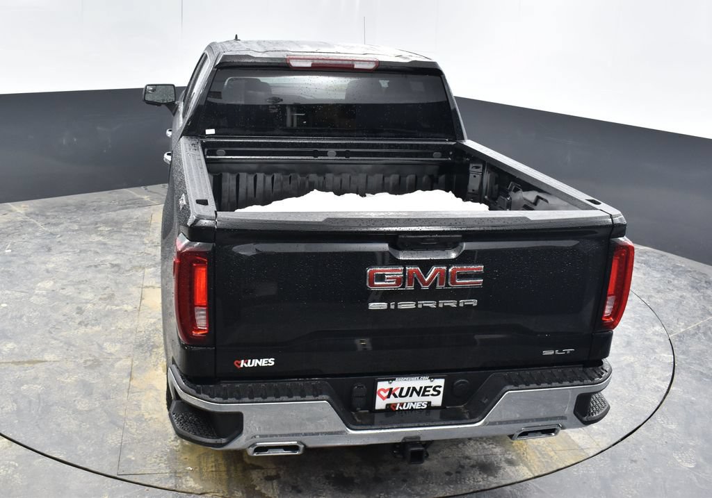 Used 2024 GMC Sierra 1500 SLT w/ X31 Off-Road Package AWD/4WD image 39