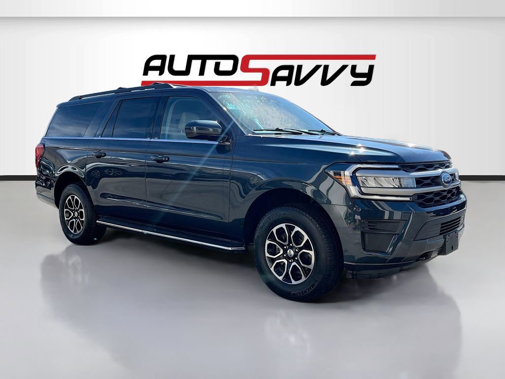 Used 2023 Ford Expedition Max XLT image 1