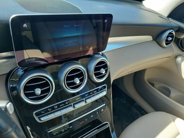 Used 2020 Mercedes-Benz GLC 300 image 29