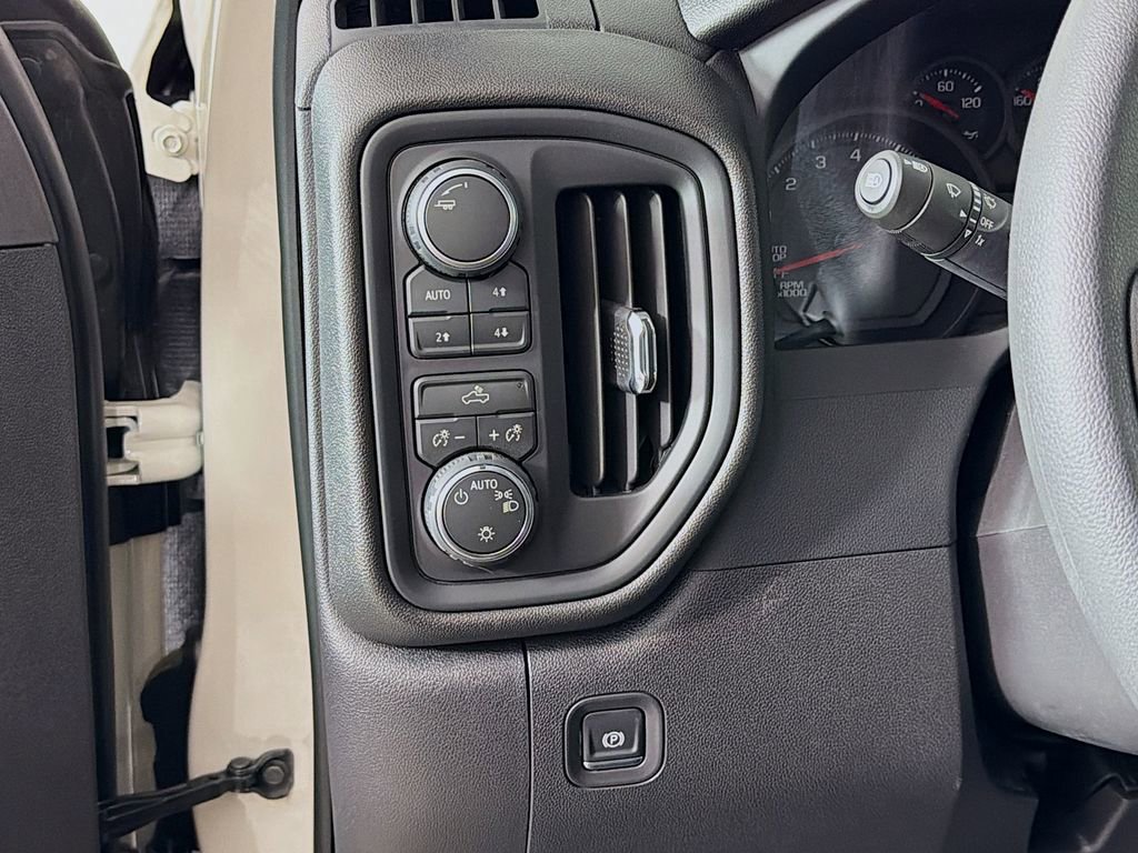 New 2026 Chevrolet Silverado 1500 Custom Trail Boss AWD/4WD image 10