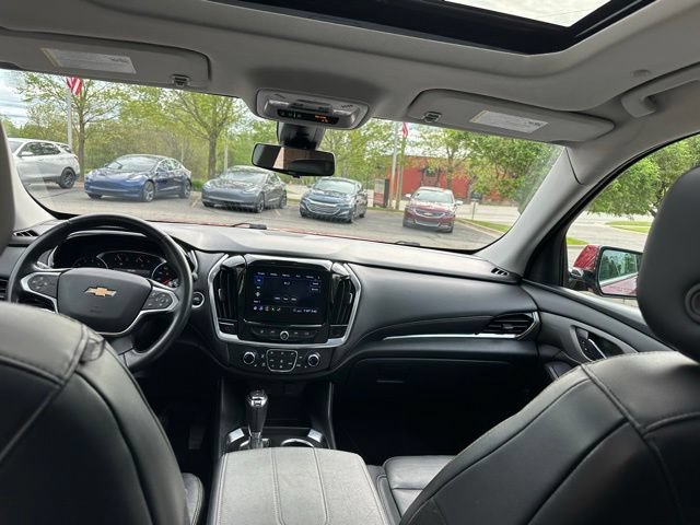 Used 2020 Chevrolet Traverse LT w/ LT Premium Package FWD image 27
