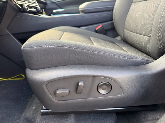 New 2027 Chevrolet Traverse LT w/ Driver Confidence Package FWD image 30