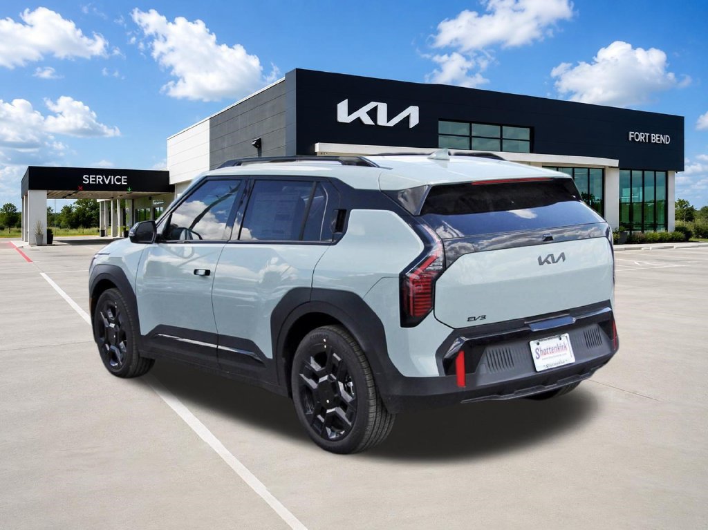 New 2027 Kia EV3 Wind FWD image 6