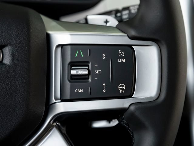 New 2026 Land Rover Discovery Limited Edition AWD/4WD image 19