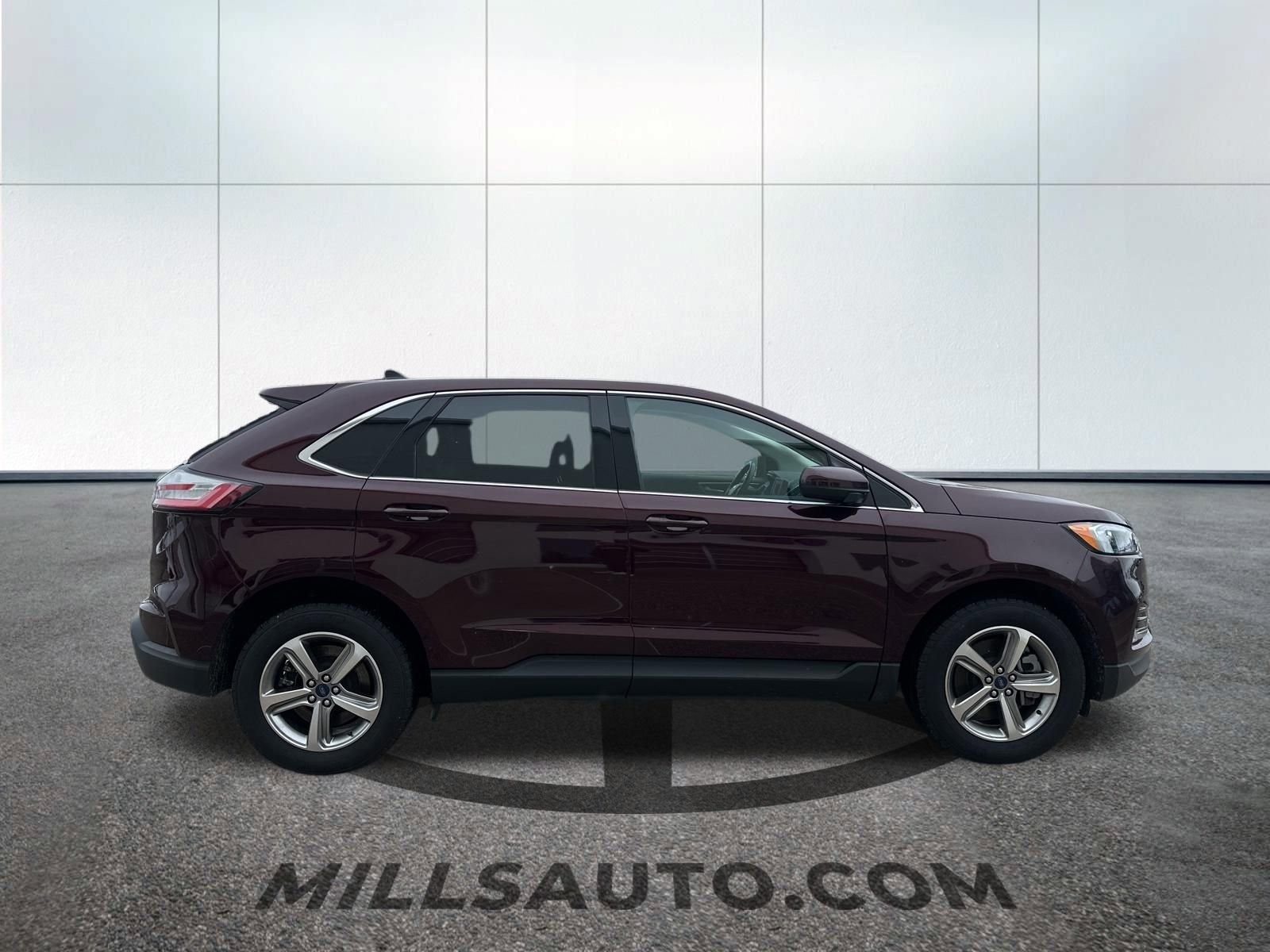 Certified 2022 Ford Edge SEL w/ Convenience Package image 4