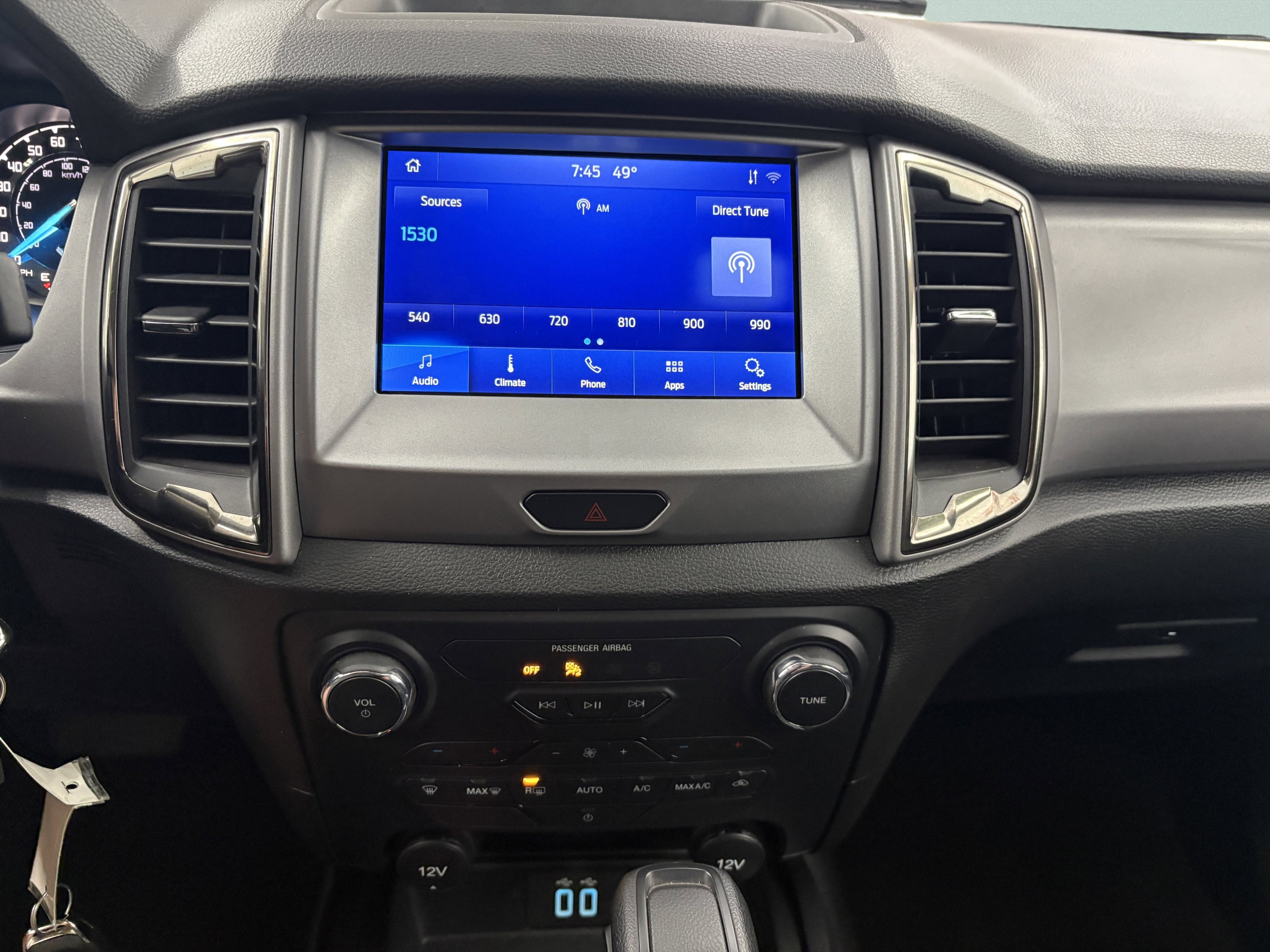 Used 2023 Ford Ranger XLT w/ Trailer Tow Package image 17