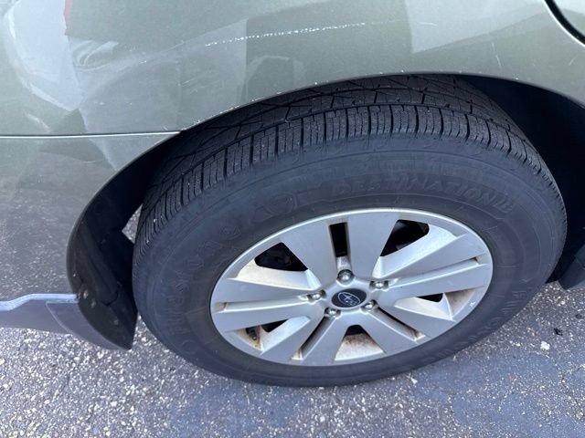 Used 2016 Subaru Outback 2.5i Premium AWD/4WD image 19
