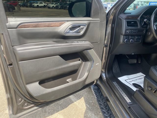 Used 2021 Chevrolet Tahoe Z71 w/ Z71 Signature Package AWD/4WD image 13