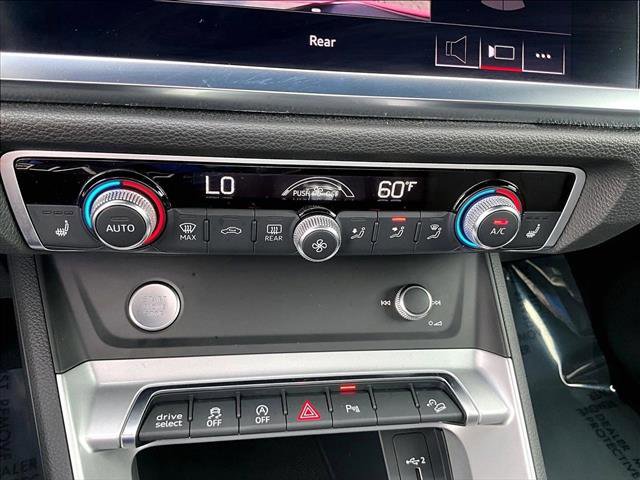 Used 2020 Audi Q3 2.0T Premium w/ Convenience Package image 24