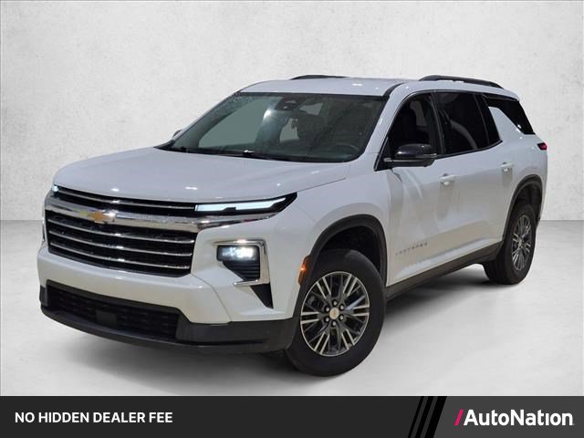 Used 2024 Chevrolet Traverse LT FWD image 1