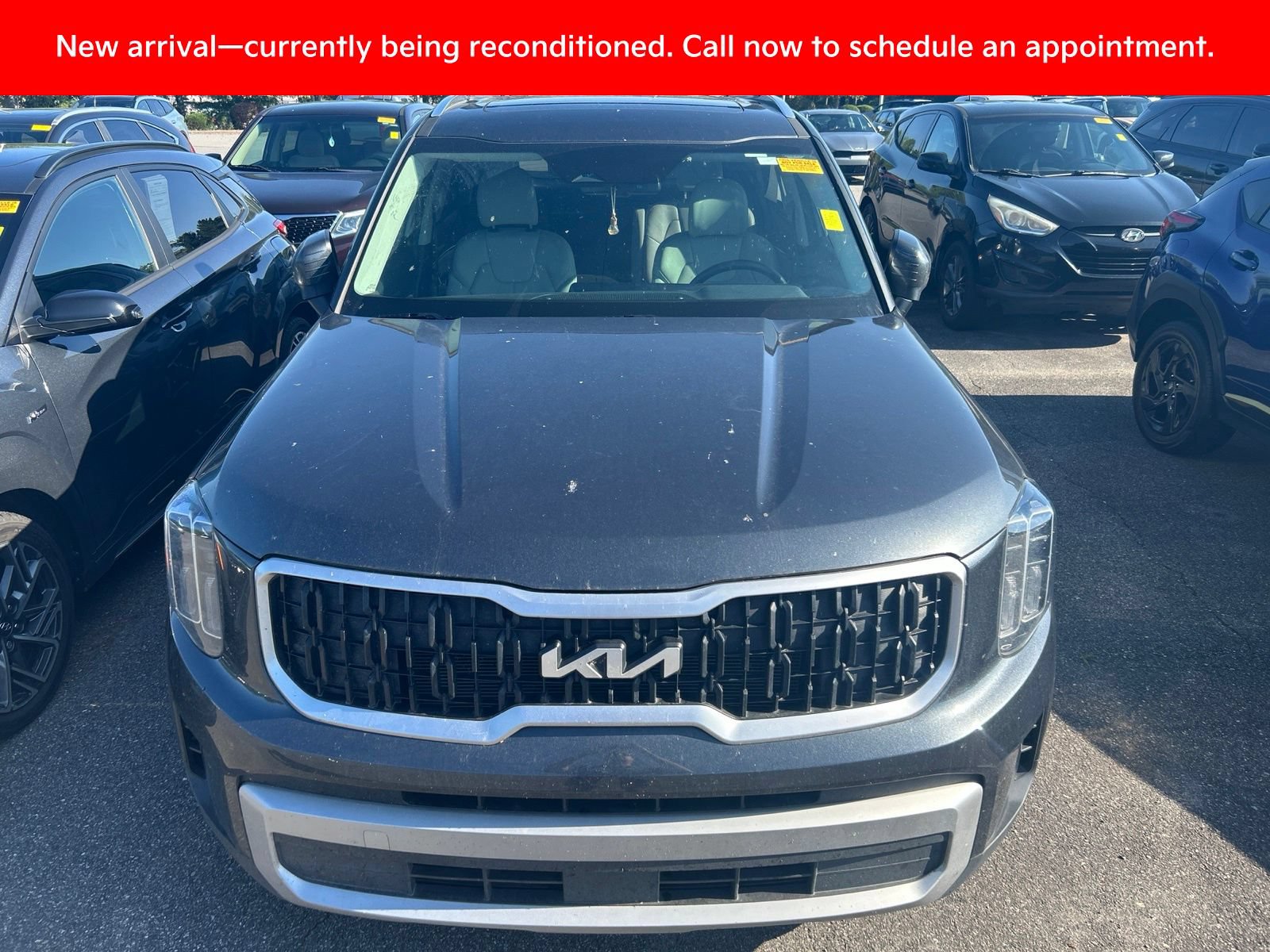 Certified 2024 Kia Telluride EX w/ EX Captain's Chair Package AWD/4WD image 2