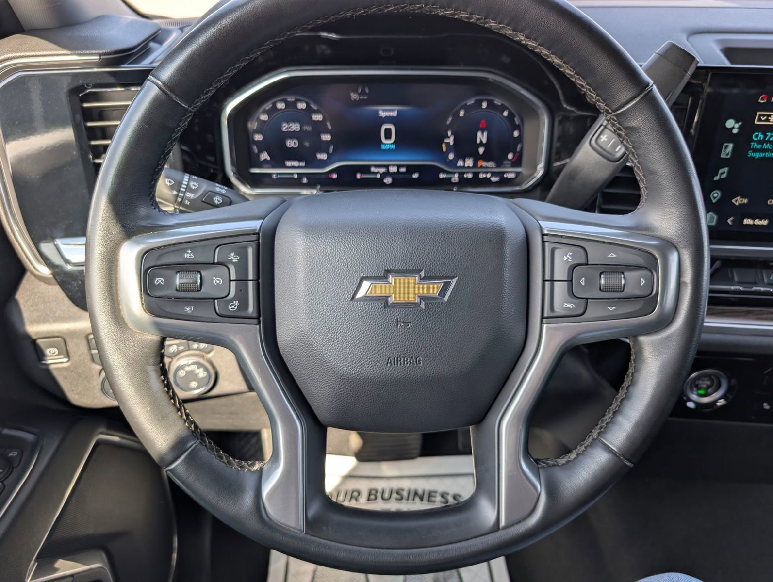 Used 2024 Chevrolet Silverado 1500 LT image 14