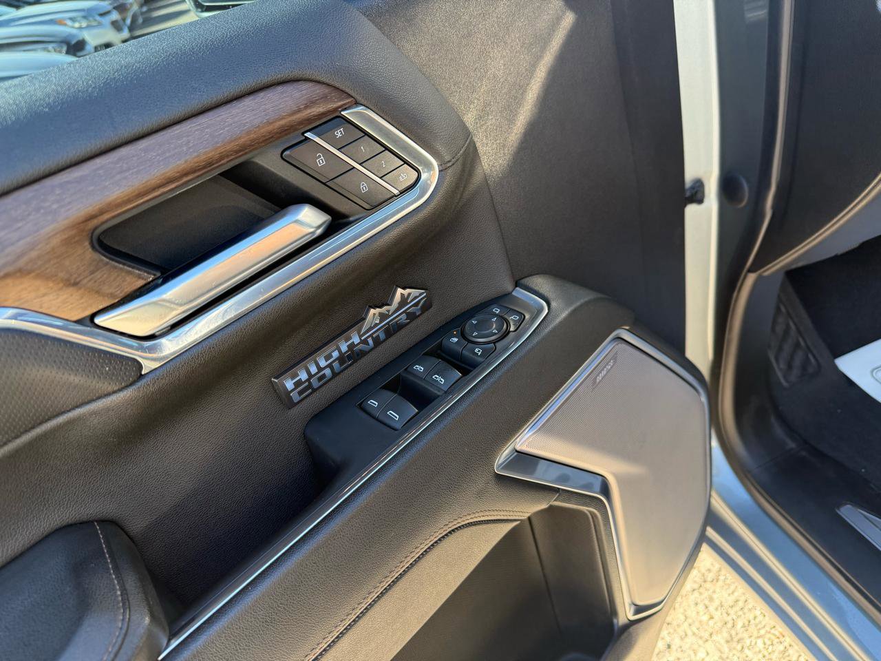 Used 2024 Chevrolet Silverado 1500 High Country w/ Technology Package image 14