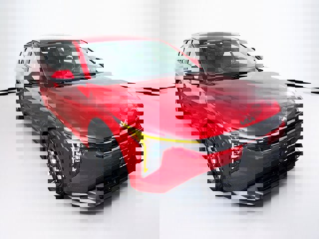 Certified 2025 Kia K4 LXS image 3