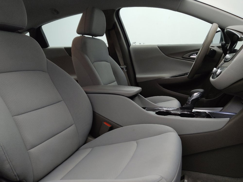 Used 2022 Chevrolet Malibu LT FWD image 21