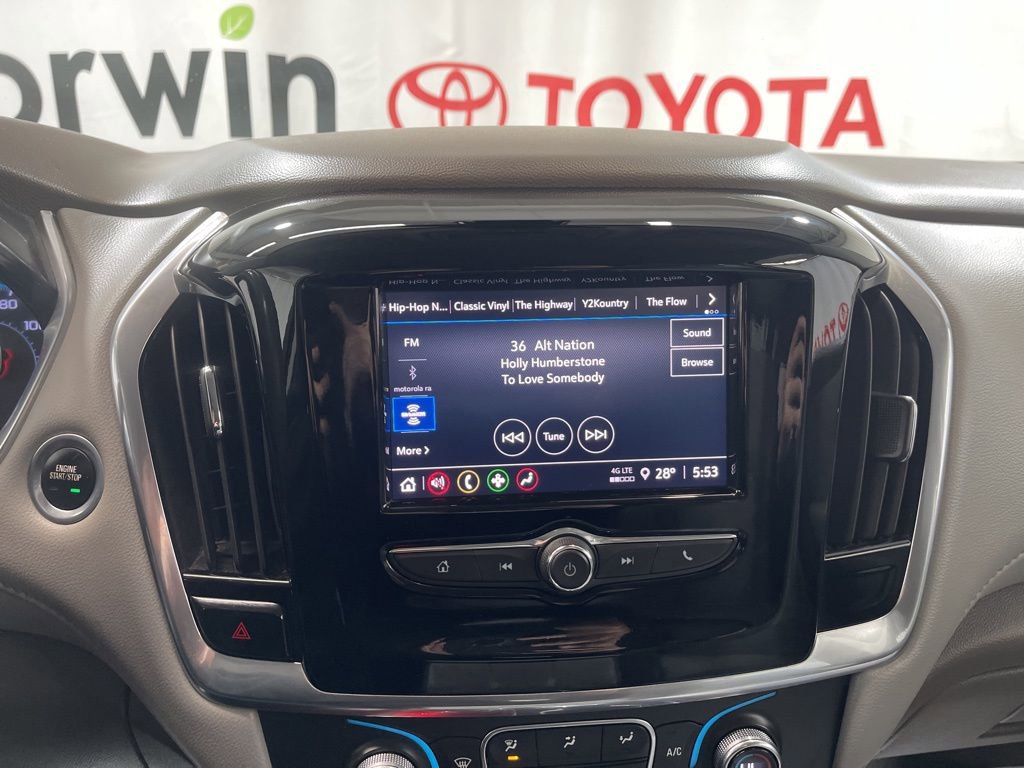 Used 2020 Chevrolet Traverse LT image 23