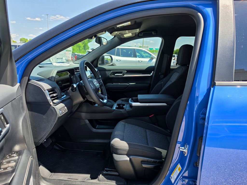 New 2026 GMC Terrain Elevation w/ Black Edition AWD/4WD image 6