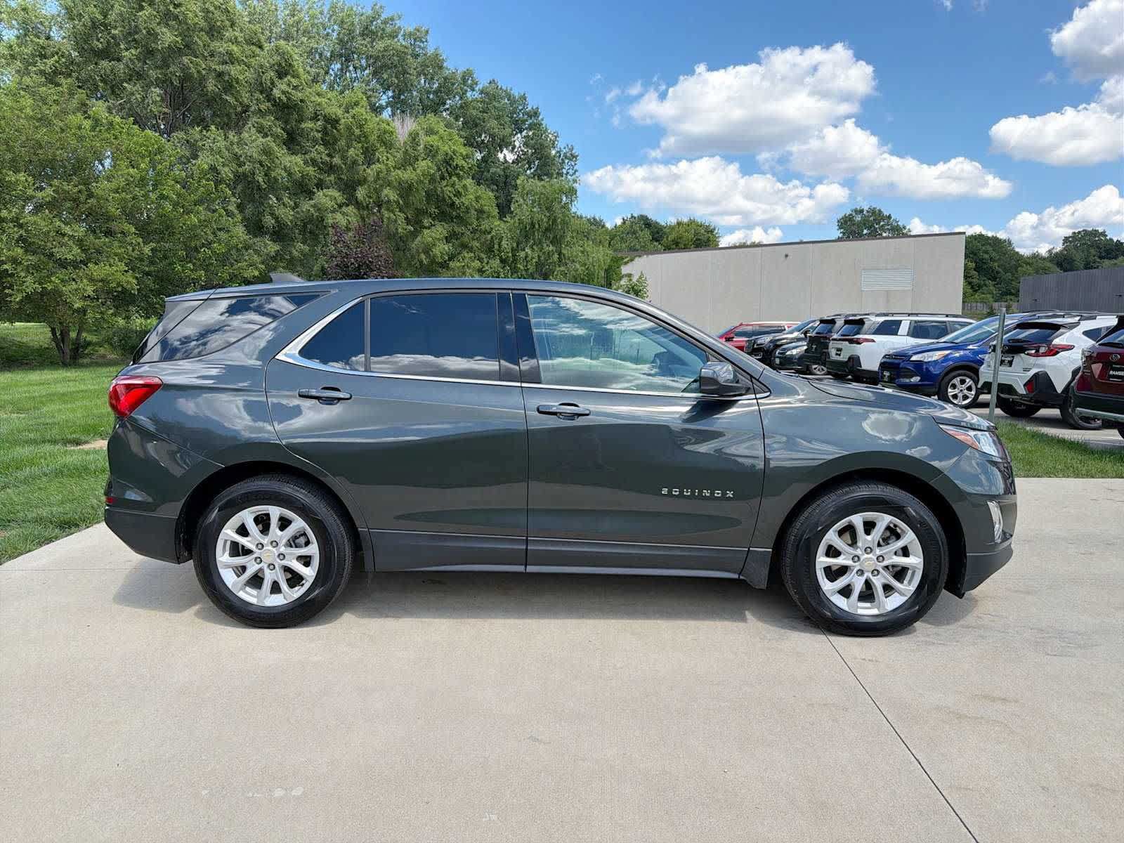 Used 2020 Chevrolet Equinox LT FWD image 7