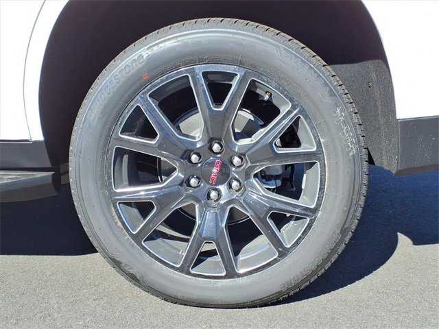 New 2026 GMC Yukon Denali w/ Advanced Technology Package image 6