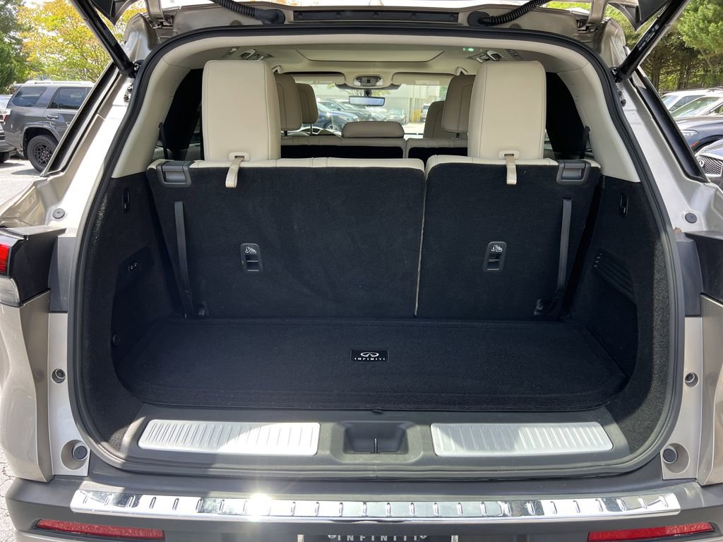 Used 2023 INFINITI QX60 Sensory w/ Vision Package AWD/4WD image 5