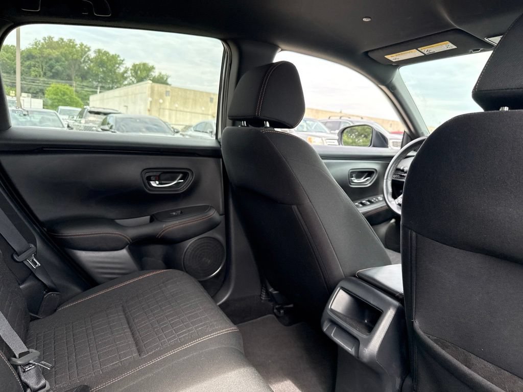 Used 2024 Honda HR-V Sport image 9