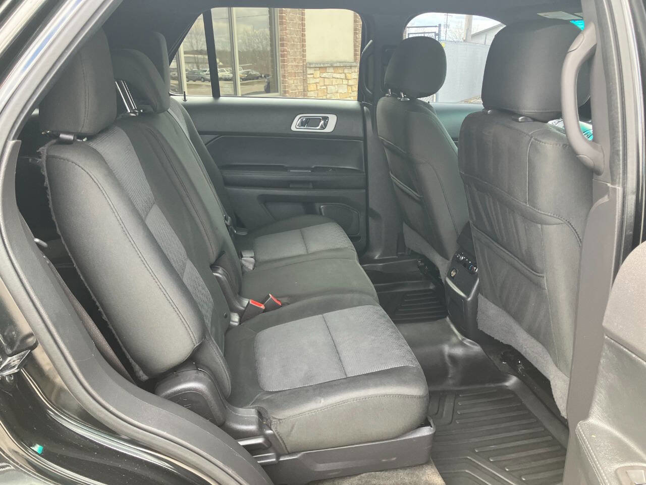 Used 2015 Ford Explorer XLT AWD/4WD image 17