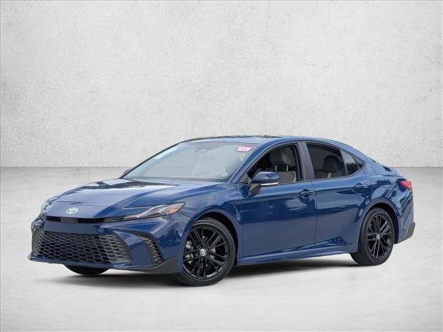 Used 2025 Toyota Camry SE