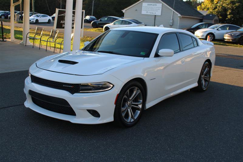 Used 2020 Dodge Charger R/T RWD image 4