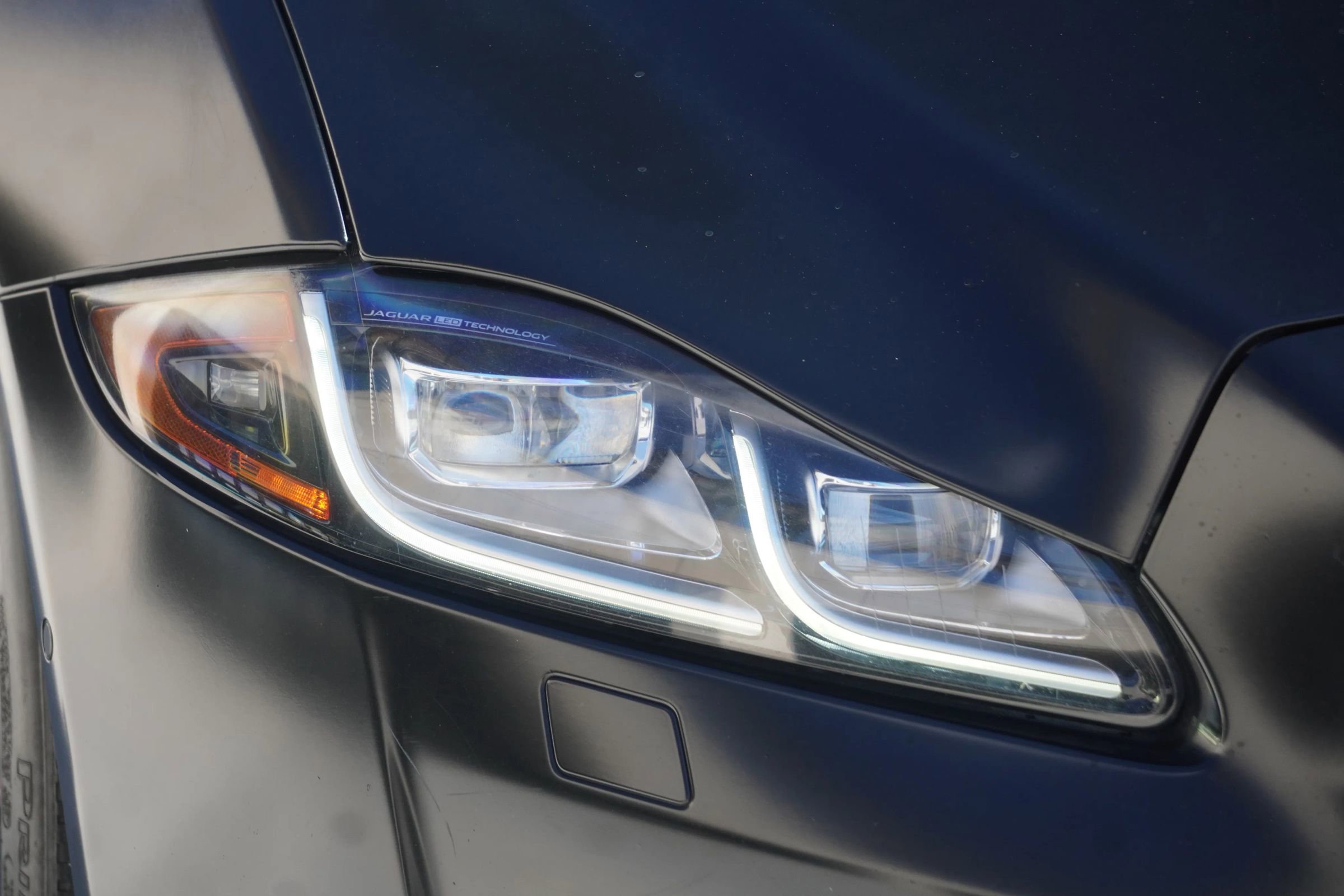 Used 2016 Jaguar XJ L Portfolio AWD/4WD image 35