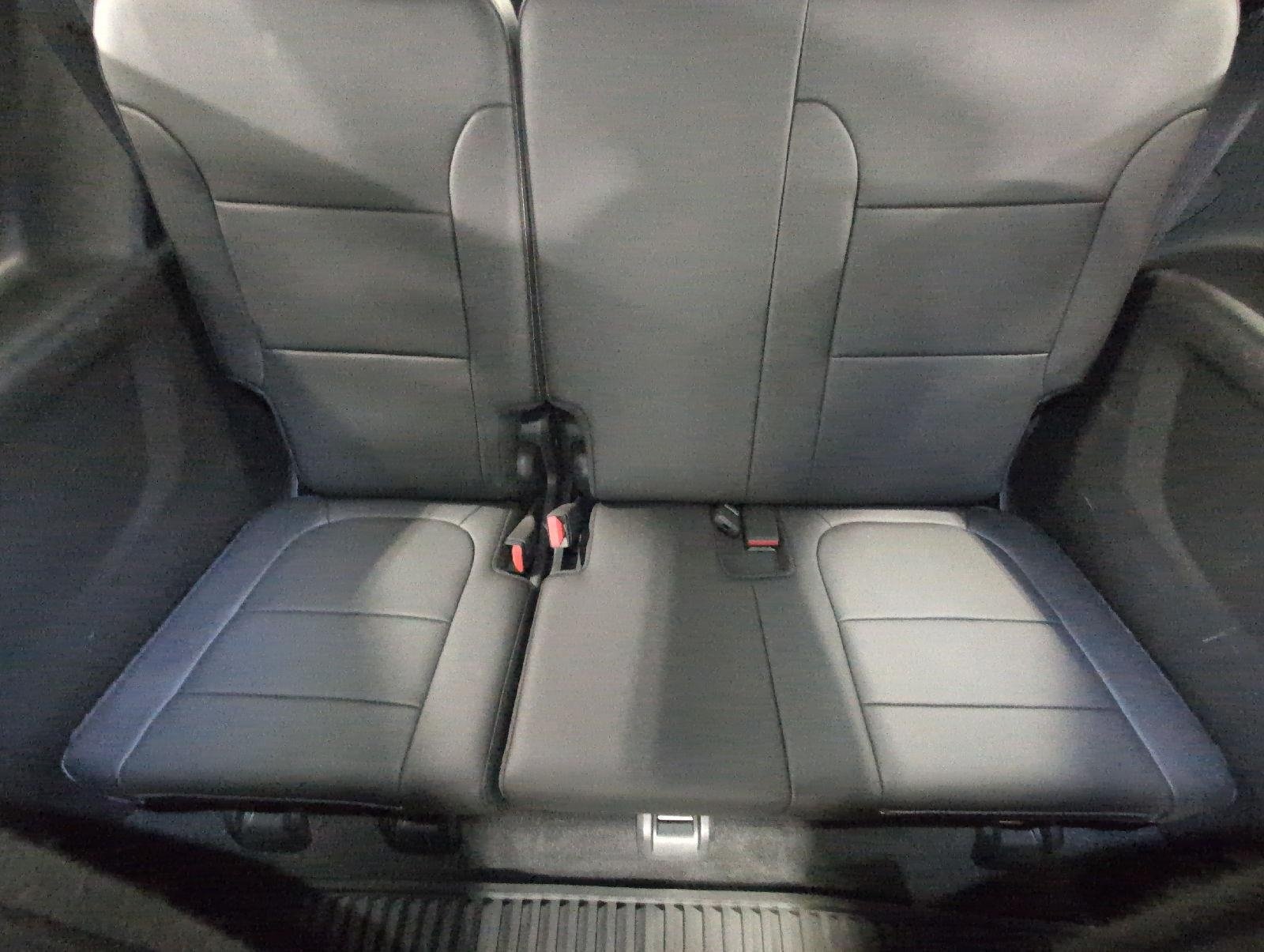 Used 2023 Chevrolet Traverse LT AWD/4WD image 24