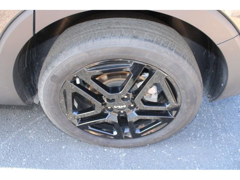 Used 2024 Kia Telluride EX X-Line image 8