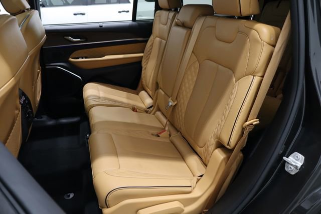 Used 2023 Jeep Grand Cherokee L Summit w/ Advanced Protech Group IV image 18